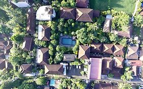 โรงแรมศรีราติห์คอทเทจ